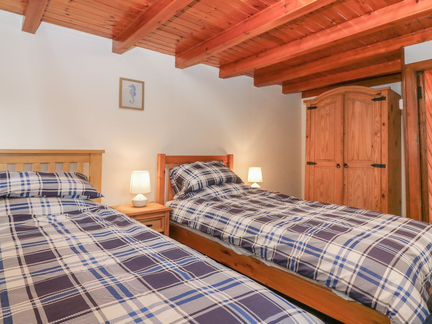 2 bedrooms, WiFi (free), individually decorated, individually furnished