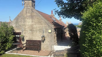 Cottage | Property grounds