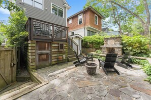 Terrace/patio - 4BR Grant Park • Walk to BeltLine, Zoo & Eastern (Atlanta)