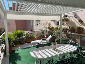 Outdoor dining - B&B Imagine  (Bari)