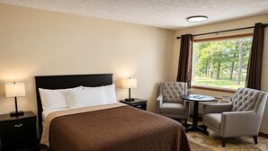 1 quarto, escrivaninha, Wi-Fi, roupa de cama