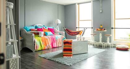 Vibrant 1BR Studio Flat - Downtown Bellefontaine