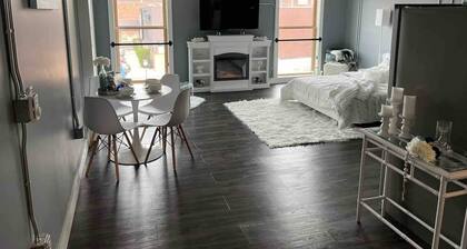 Arctic Inspired 1BR Flat - Downtown Bellefontaine