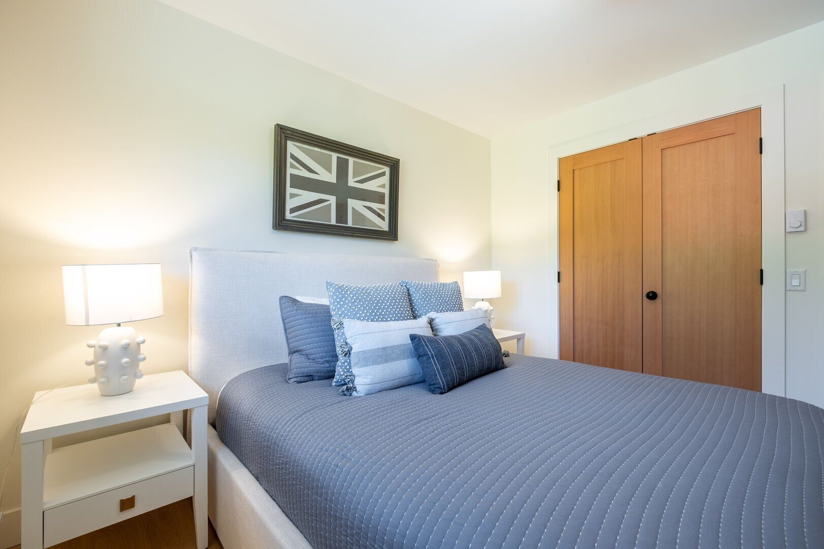 3rd bedroom: Queen bed