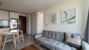 Family Apartment, Balcony, City View | Living area