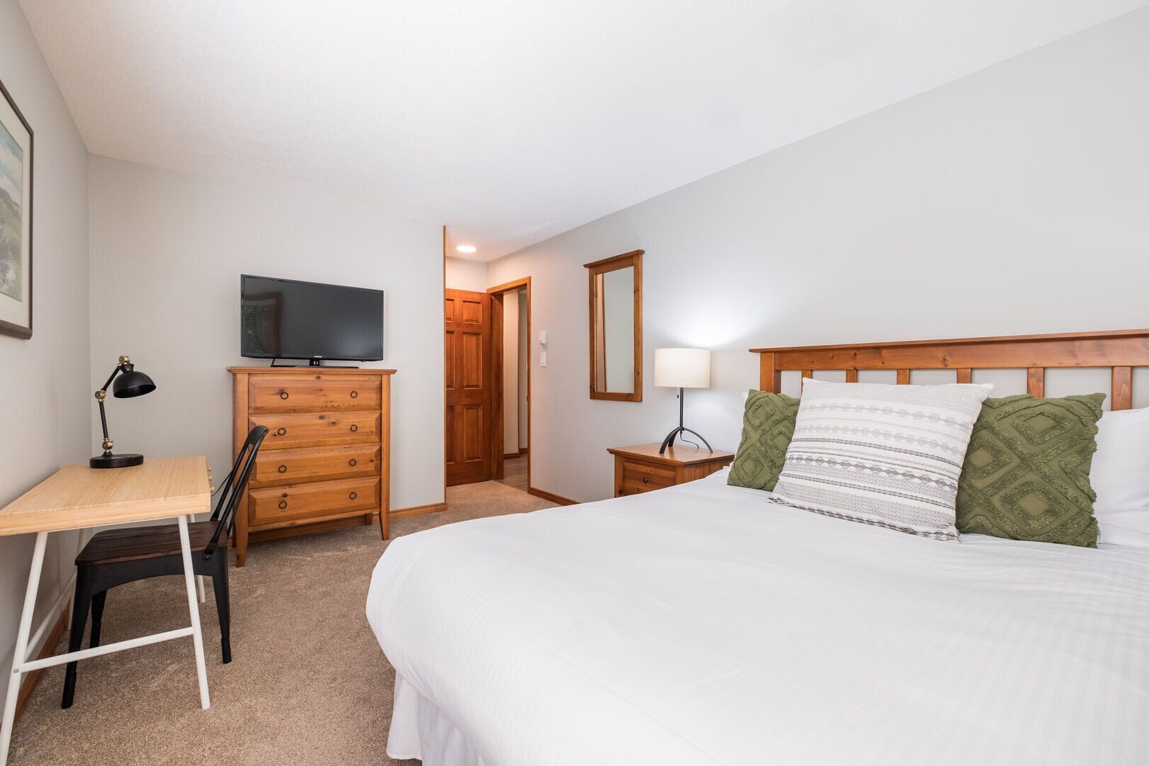 3 bedrooms, WiFi, bed sheets