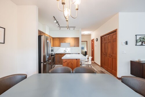 Pet friendly | BBQ | Private balcony | Cable TV