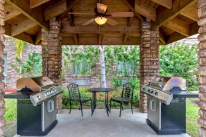 Terrace/patio - Accessible 2BR Suite w/ Daily Breakfast & Pool (McAllen)