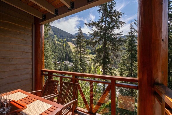 Private balcony: Outdoor dining, mountain and forest views - NEW Townhome | Private hot tub | Smart TV (Whistler)