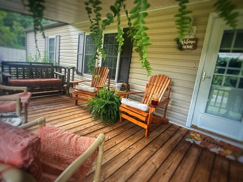 “Sweet Tea Sunday”-It’s more than a stay-a feeling. Easy access 15 mins to WCU
