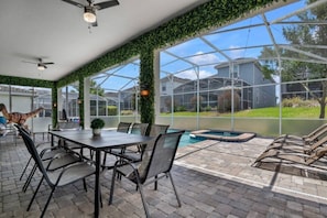 Outdoor dining - 8 BD/ 5 BA/ Champions Gate (9020 SD) (Davenport)