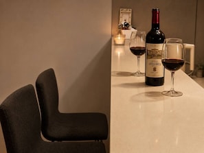 Bar (in der Unterkunft)