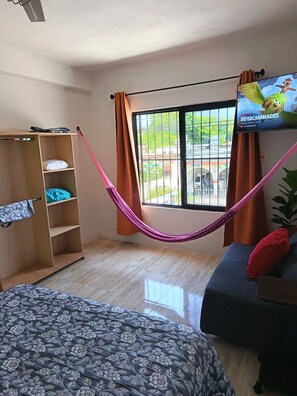 1 camera, Wi-Fi, lenzuola