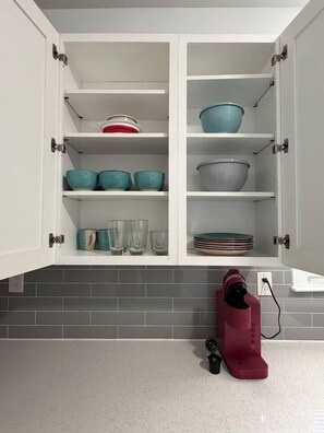 Interior - All-Inclusive 3BR | EWR 10 Min+NY Train|Sleeps 6-8 (Newark)