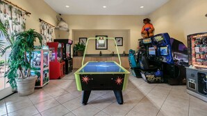 Games room - 3 BD/ 2 BA/ Villas at Seven Dwarfs Lane (31-106) (Kissimmee)