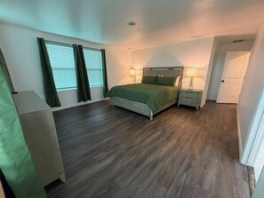 Room - 3 BD/ 2.5 BA/ The Enclaves at Festival (1773 SD) (Davenport)