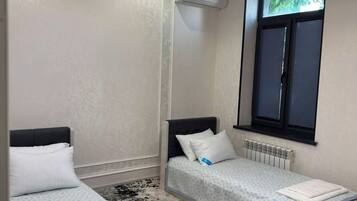 2 bedrooms, iron/ironing board, WiFi (free), bed sheets