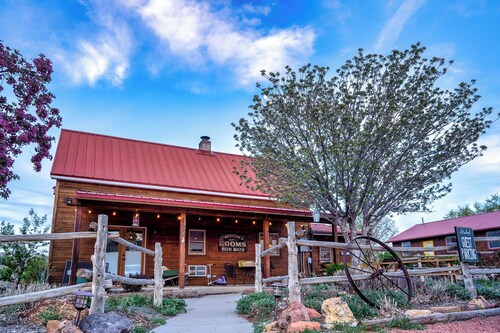 Boutique Retreat, Loubird Property