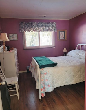 3 bedrooms, WiFi, bed sheets