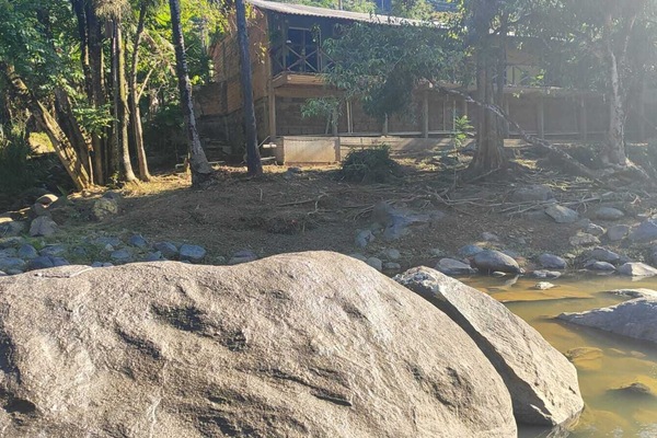 Fachada da propriedade