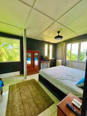 6 Schlafzimmer, WLAN, Bettwäsche