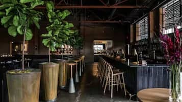 Bar (en la propiedad)