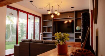 YOO BISIT2 HOUSE