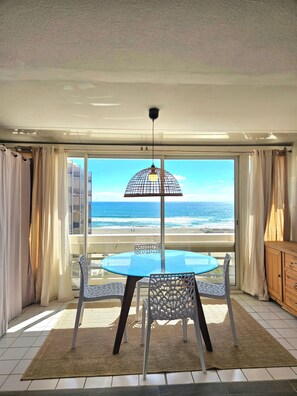 Dining - Vrbo Property (Canet-en-Roussillon)