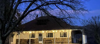 Casa Lizany Spacious 4 Bedroom Family Cabin