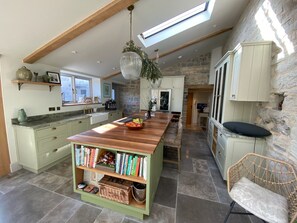 Dining - 5 bedroom Somerset Manor House sleeping up to 10 guests (North Curry)