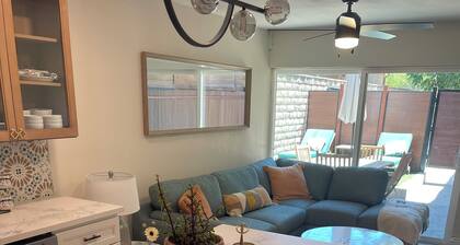 Lakeshore new ADU home, lg 1-2 bed/office own kitchen, bath, entry, yard, pkg,
