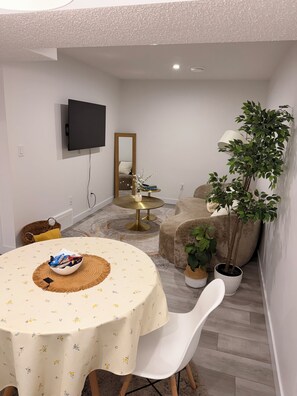 Interior - Private Home-Away-From-Home in West Edmonton, Pet Friendly (Edmonton)