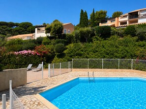 Pool - Air-Conditioned Studio with Ocean View • Swimming Pool • Sleeps 4 • All the comforts (Sainte-Maxime)
