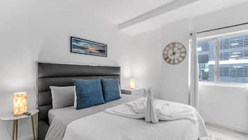 Apartment, 2 Bedrooms, Kitchen, Courtyard View | Soundproofing, iron/ironing board, free WiFi