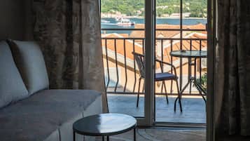 Departamento superior, vista a la bahía | Vista desde la habitación