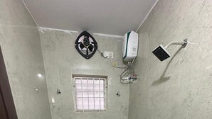 Standard Single Room, Non Smoking | Bathroom - Gokul Home Stays (Chennai)