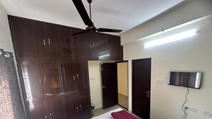 Standard Single Room, Non Smoking - Gokul Home Stays (Chennai)