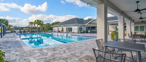House, 3 Bedrooms, Kitchen, Garden View | Pool