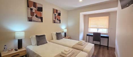 1 bedroom, internet, bed sheets