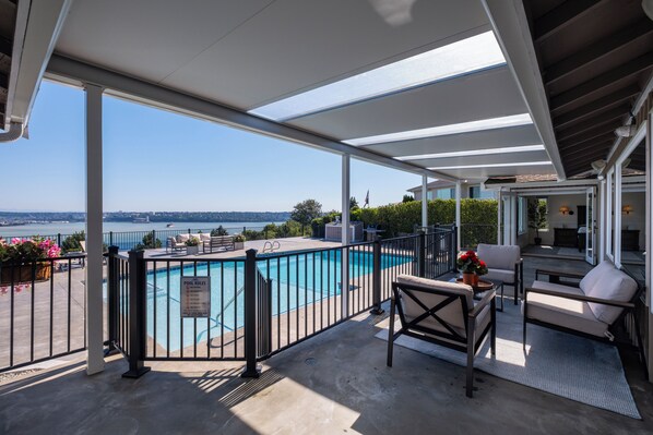 Outdoor pool, a heated pool