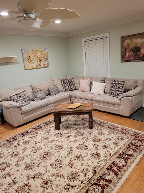 Beach House 3-bedroom Home In Gorgeous Milford With Access To Private Beach - Stappa Vineyard, Orange