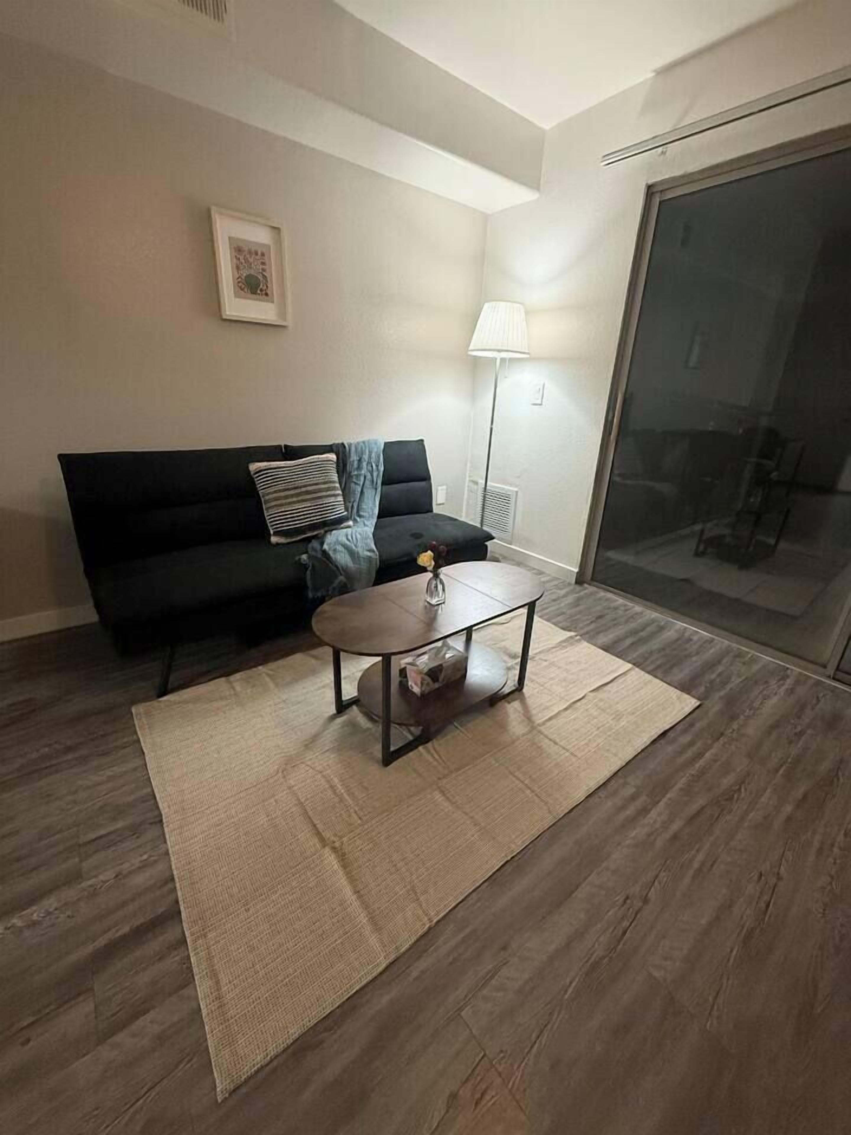 Walking Distance To Asu Campus - Tempe, AZ