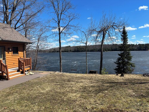 The Yodeling Loon Hideaway Sandy Swimming Dock and Lakefront Fun