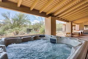 Terrace/patio - Mega Fun Desert Villa w Pool, Cinema, Arcade, Spa (Tucson)