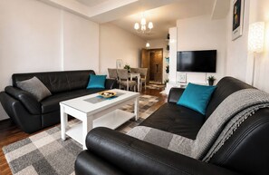Living area - Peaceful Lake Ohrid Stay ·Free Parking·Fast Wi-Fi (Ohrid)