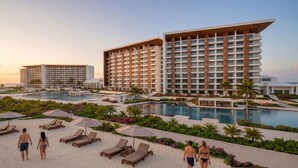 4 outdoor pools, free pool cabanas, pool umbrellas - Unico Hotel Montego Bay - Adults only - All Inclusive (Montego Bay)