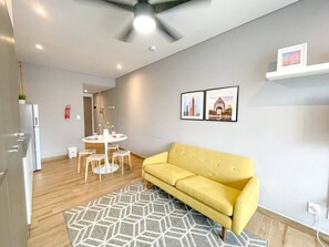 Living area - Central loft with luxury amenities, close to the historic center and El Ángel (Ciudad de México)