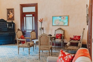 Interior - AMORINI (Cefalù)