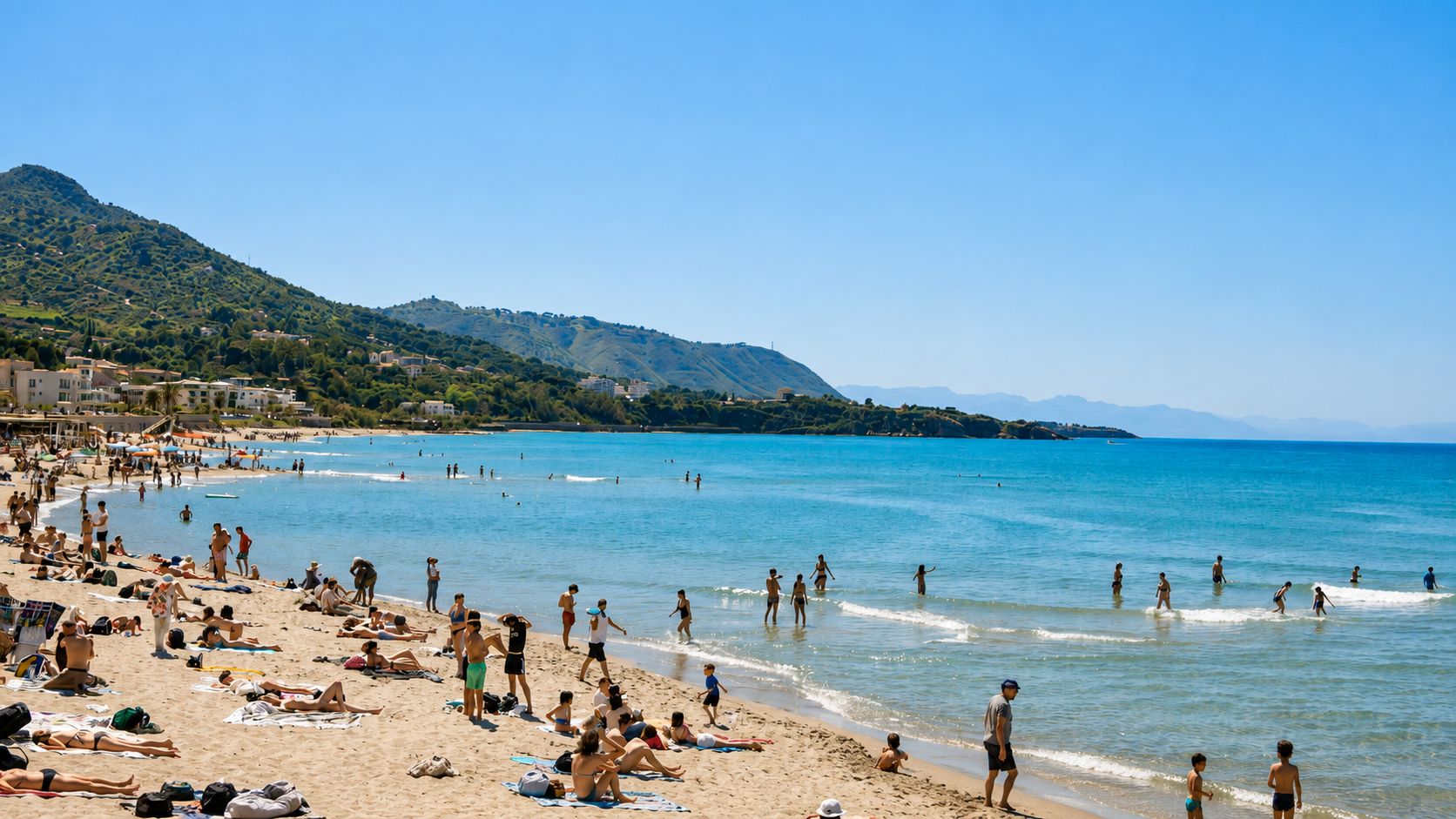 Ubicación cercana a la playa, tumbonas, sombrillas y toallas de playa
