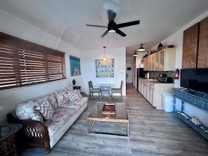 TV - 1 bedroom Paradise Point Pleasant (St Thomas)